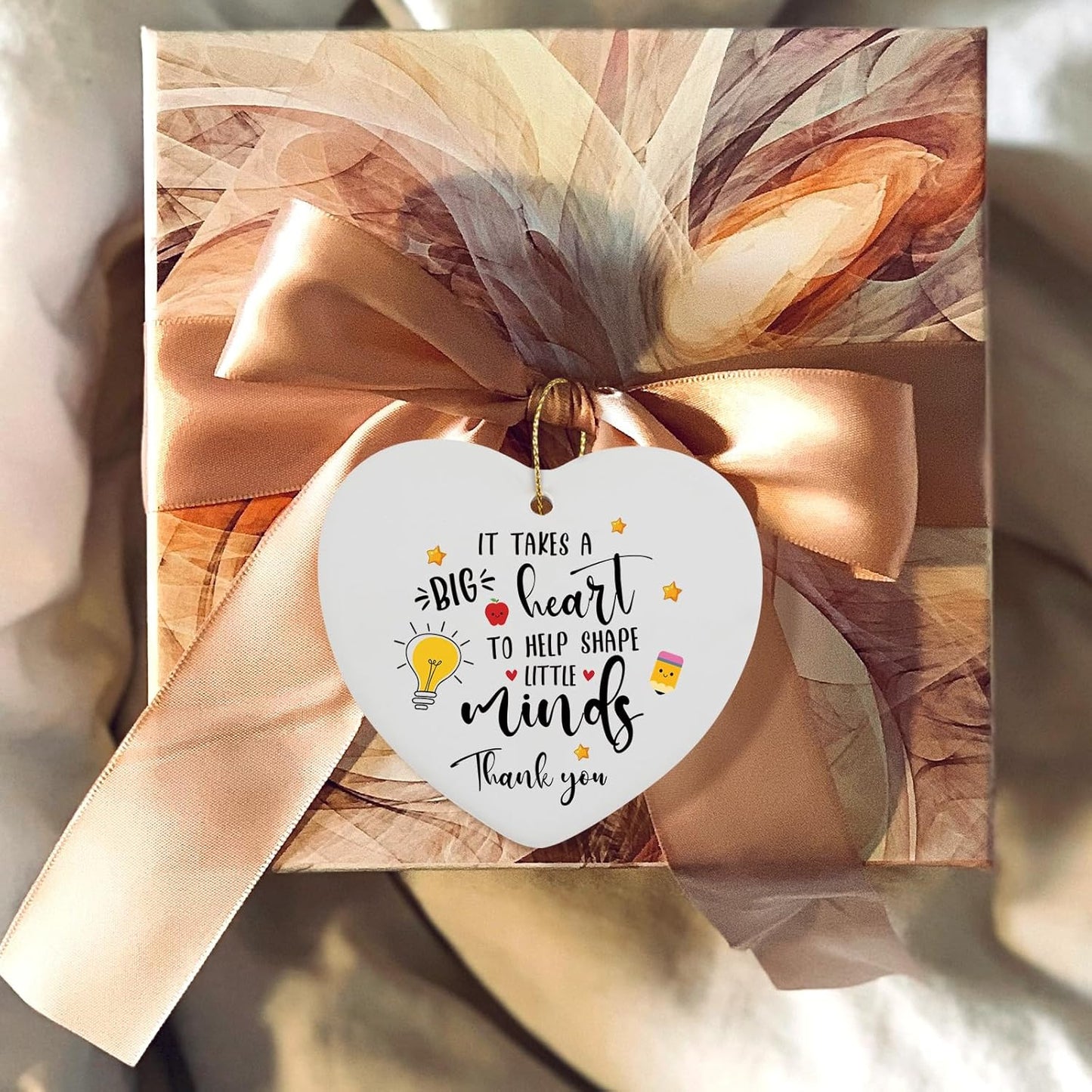 It Takes a Big Heart to Shape Little Minds Teacher Appreciation Hanging Ornament End of Year Teacher Gifts from Student Retirement Christmas Birthday TeacherÕs Day Gifts