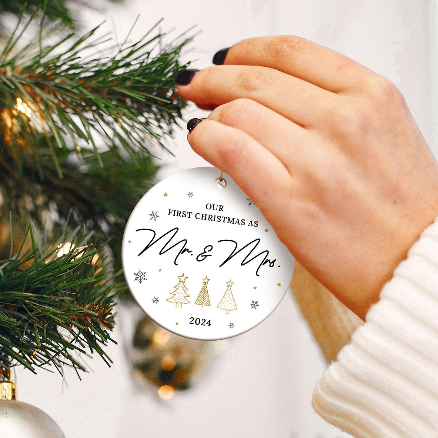 Wedding Gifts for Couples 2024 - First Christmas Married Ornament 2024, Mr and Mrs Gifts for Couples, Newlyweds - Just Married Gift Ideas, Bridal Shower Gift for Bride - 1st Christmas Ornament