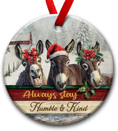 Cow Ornament, Farmhouse Christmas Ornaments - Western Farm Decor Gifts for Family, Mom, Dad, Friends, Cow Farmers - Hanging on Holiday Decorations